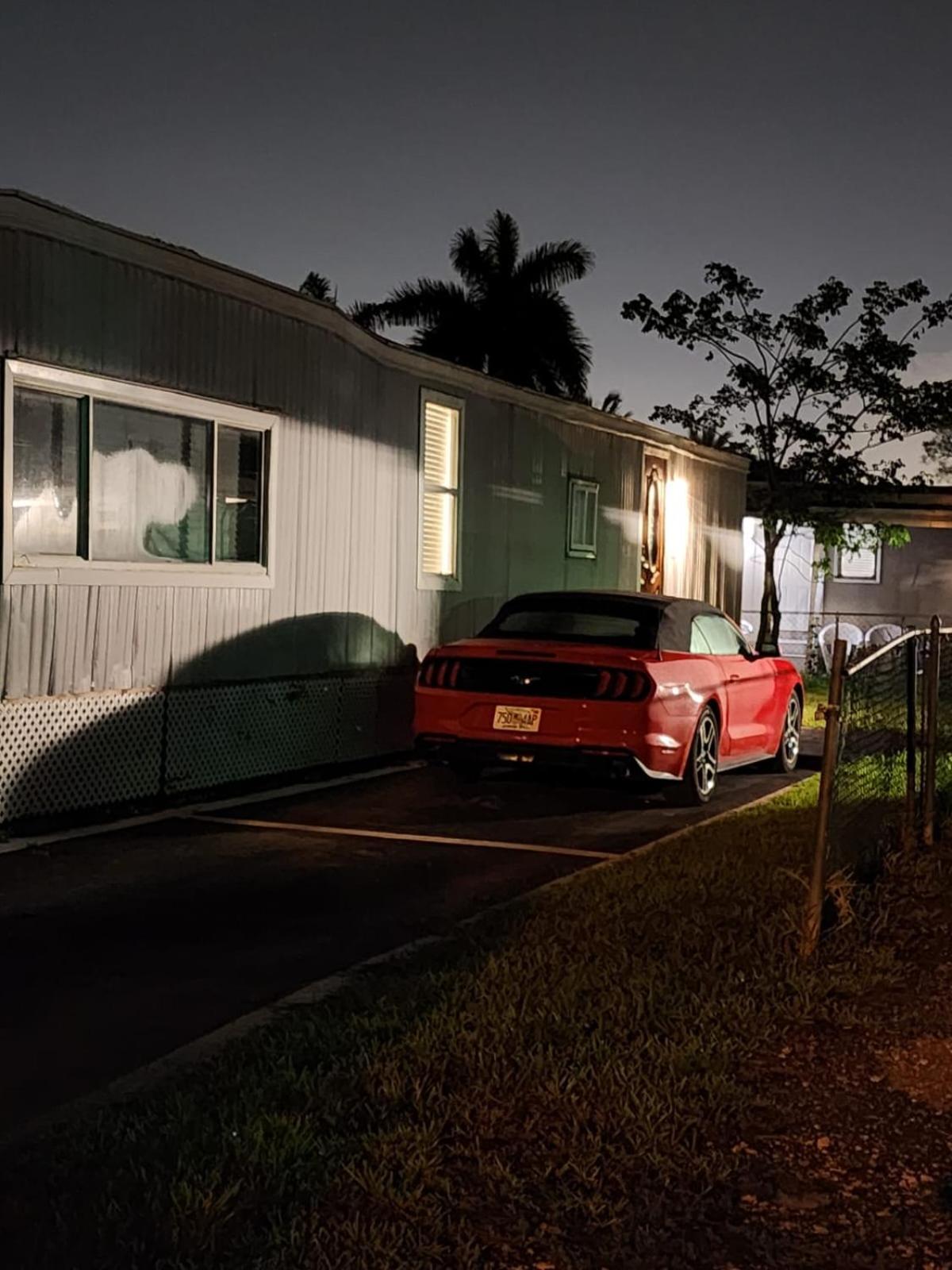 1161 2 Miami * Tamiami